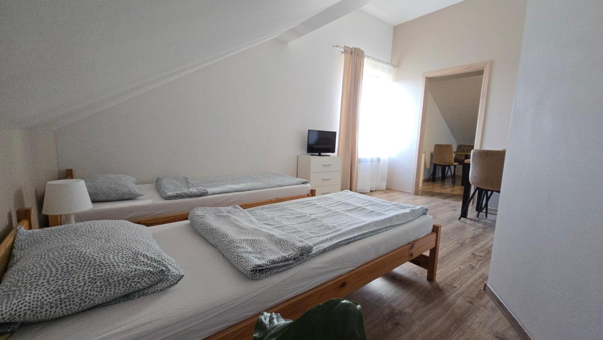 Vip Village Las Woda Rower - Podgrzewany Basen, Balia, Sauna Miedzierza 외부 사진