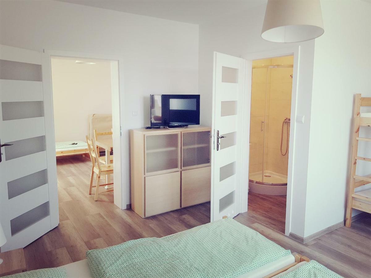 Vip Village Las Woda Rower - Podgrzewany Basen, Balia, Sauna Miedzierza 외부 사진